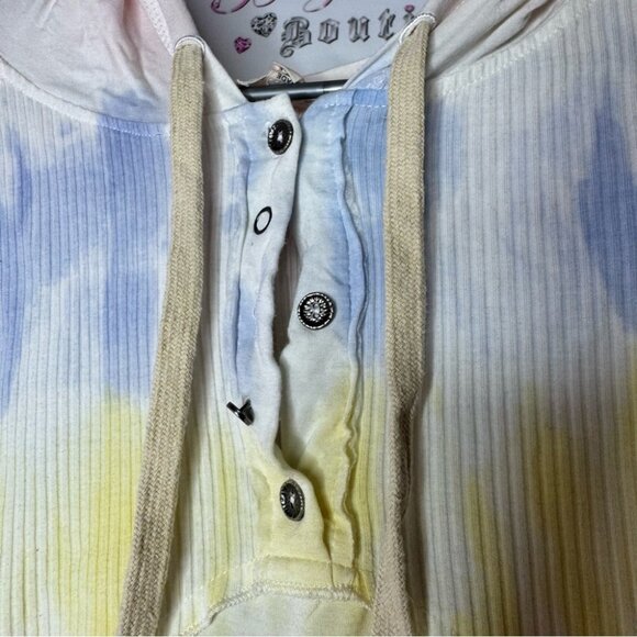 POL hoodie style ombrΓ© buttons Tie-Dye Hooded Long Sleeve Top - Picture 7 of 11